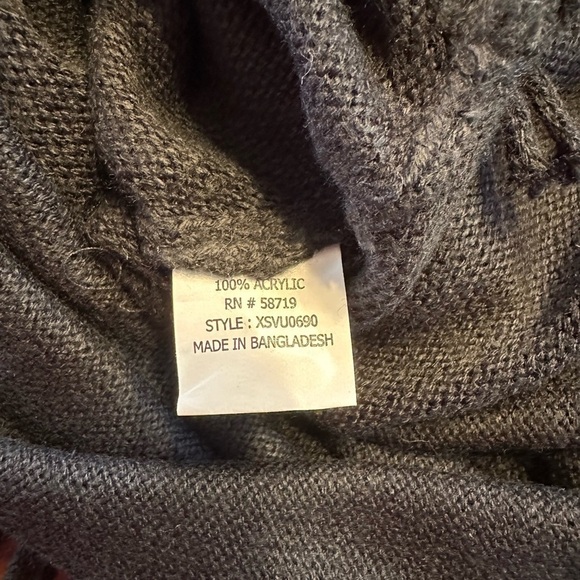 Women’s Sweater Poncho by NY Collection - Size S - NWT - Picture 7 of 7